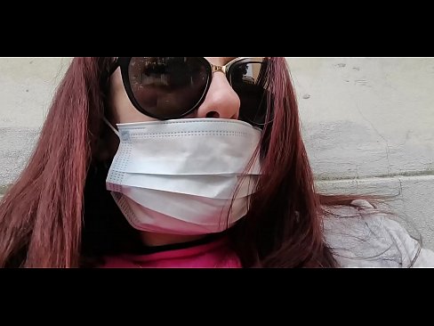 ❤️ Nicoletta neemt wraak op haar buurman en plast in zijn garage (Special Covid19 Italian Quarantine) ❤️❌ Homemade porno at us