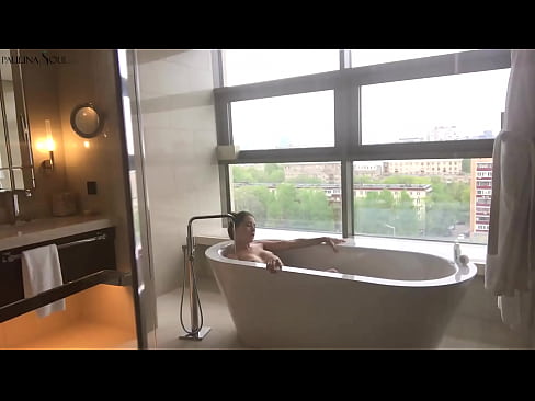 ❤️ Enorme babe die hartstochtelijk haar poesje aftrekt in de badkamer ❤️❌ Homemade porno at us
