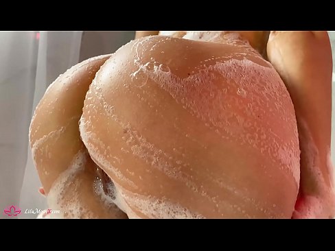 ❤️ Brunette Masturbeert Kut met Vibrator tot intens Orgasme onder Douche ❤️❌ Homemade porno at us