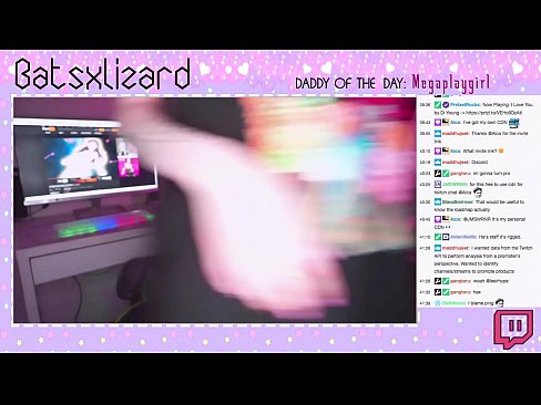 ❤️ GAMER VERGAT DE STREAM UIT TE ZETTEN EN SPOOT LIVE IN DE LUCHT ❤️❌ Homemade porno at us